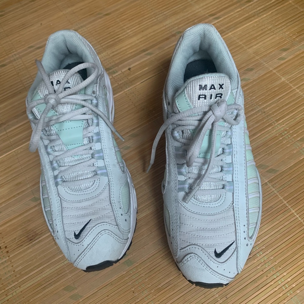 Nike Max Air Tailwind 4 sneakers